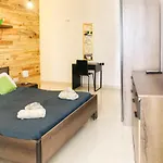 Xl - Sleeps 10 People * Pietà