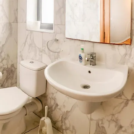 Xl Home, 4br 4bath Near Valletta & Sliema Apartment