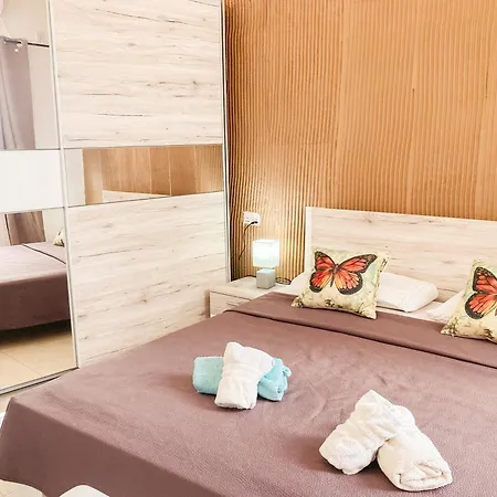 Xl - Sleeps 10 People Apartman