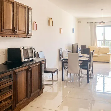 Xl - Sleeps 10 People Appartement Pietà