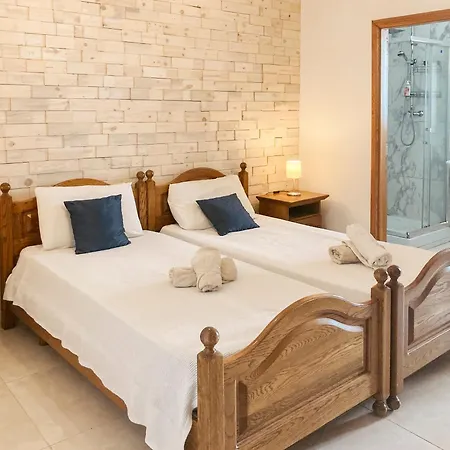 Appartement Xl - Sleeps 10 People