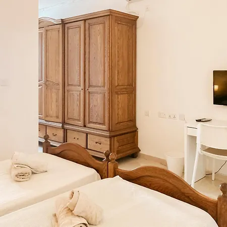 Xl Home, 4br 4bath Near Valletta & Sliema Apartment *