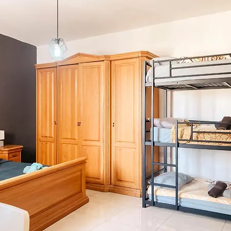 Xl - Sleeps 10 People Appartement *