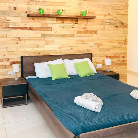 Xl Home, 4br 4bath Near Valletta & Sliema