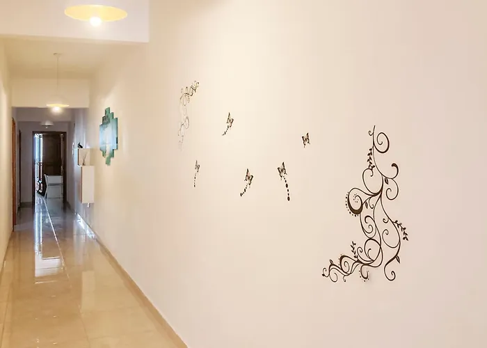 Xl - Sleeps 10 People * Pieta