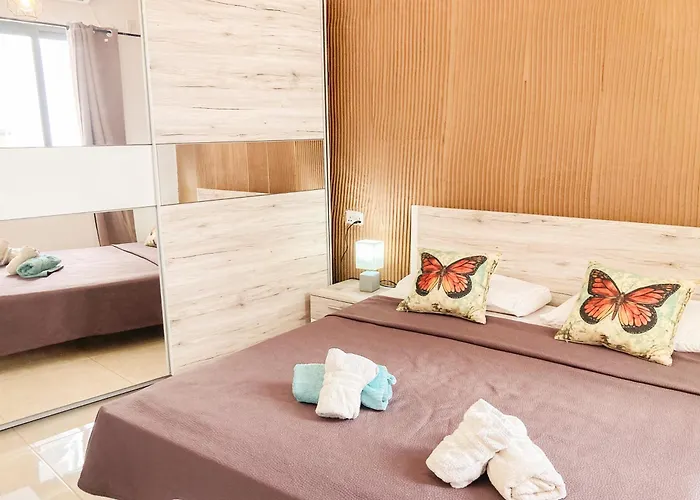 Xl - Sleeps 10 People Apartman