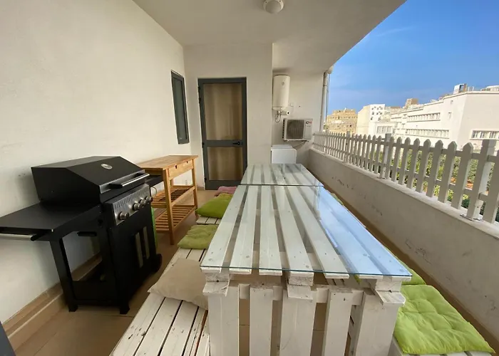 Xl - Sleeps 10 People Apartman *